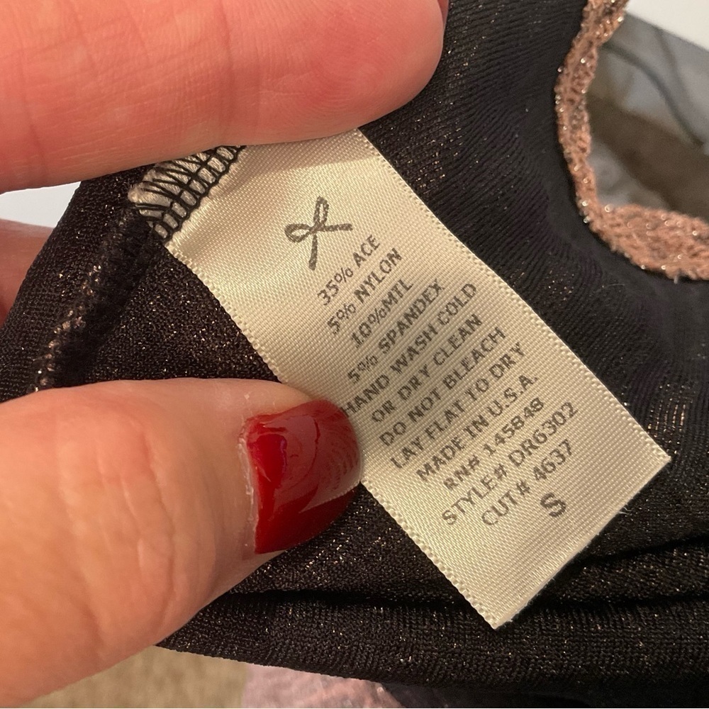 Everly brand new with tags… rose shimmery stretchy fun little dress - Picture 2 of 7